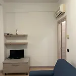 Bed &... Fly *
