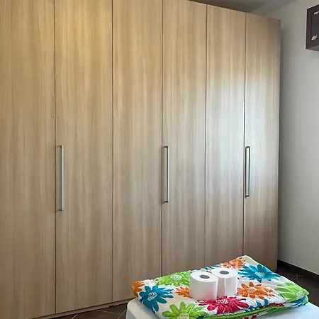 Apartament Bed &... Fly Grassobbio